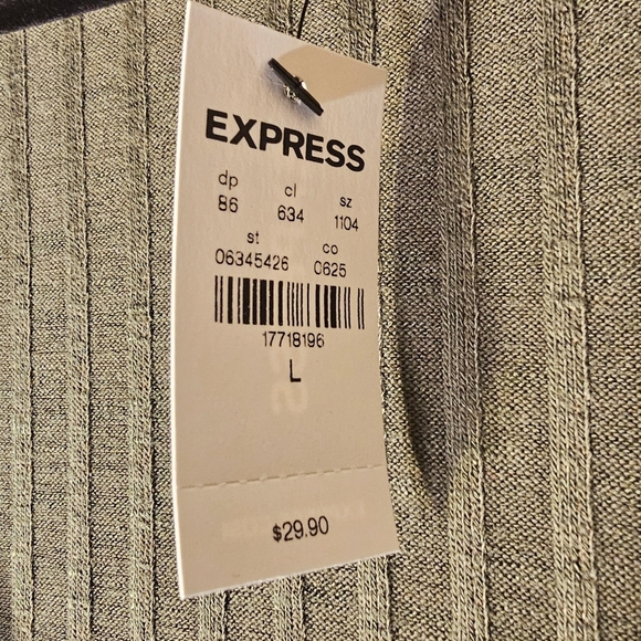 EXPRESS CROP Wrap TOP L NWT - Picture 5 of 6